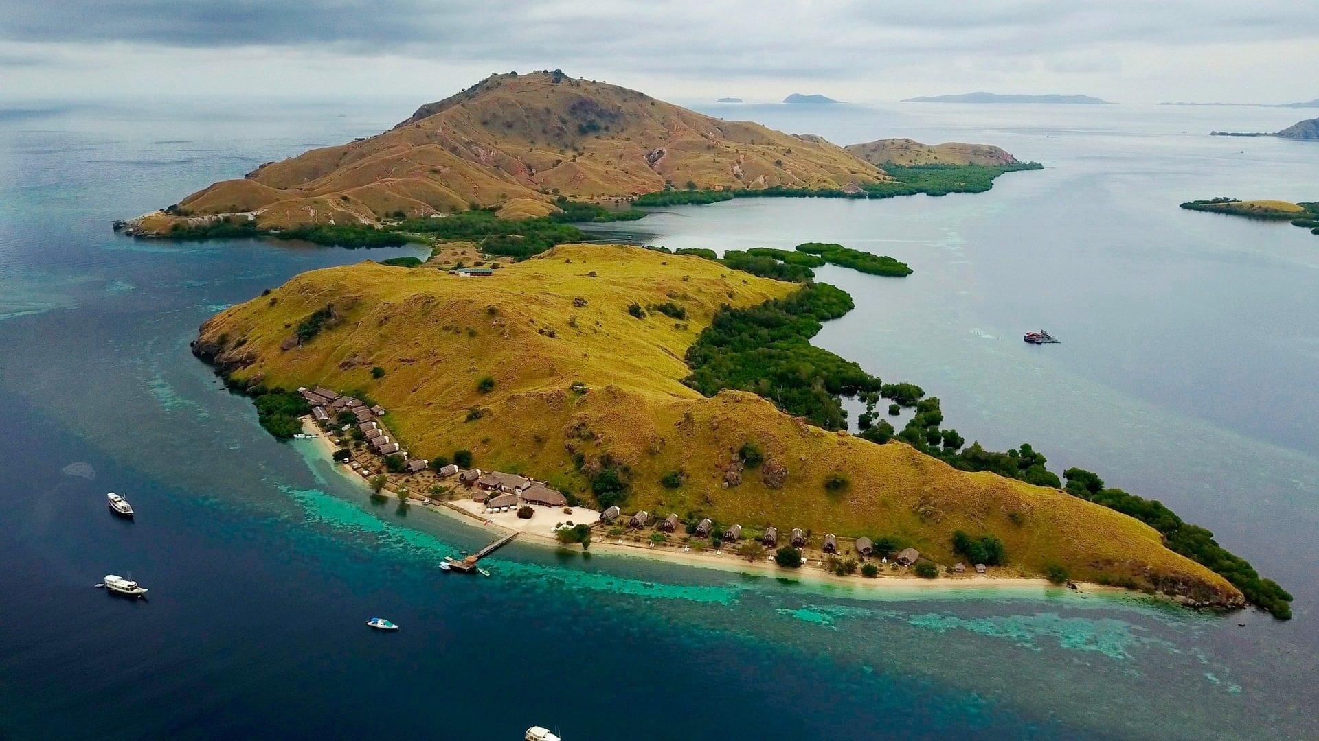 Komodo Resort location