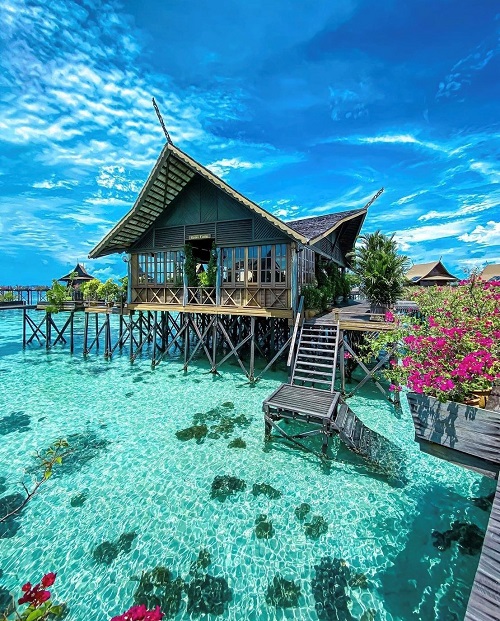 Dive resort in Borneo