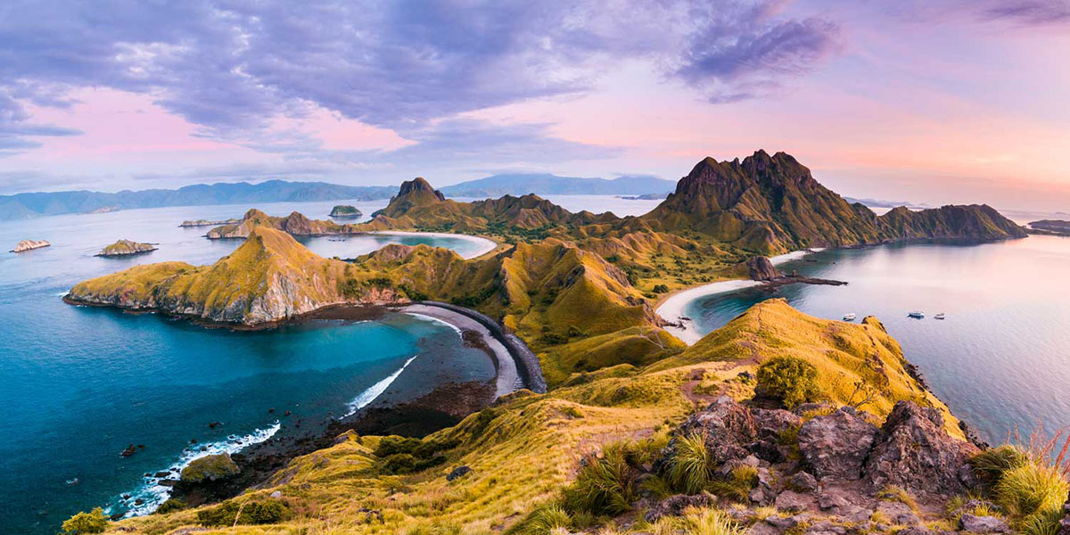 Padar Island is ideally for a epic hiking
