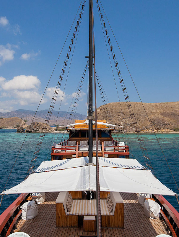 Samata Luxury yacht for charters in Indonesia