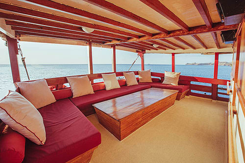 Seven Seas after deck lounge