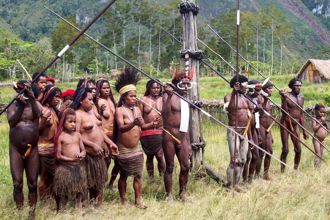 The Baliem Valley in the highlands of Western New Guinea lies in the mountains of central Papua at 1,600 m.a.s.l.