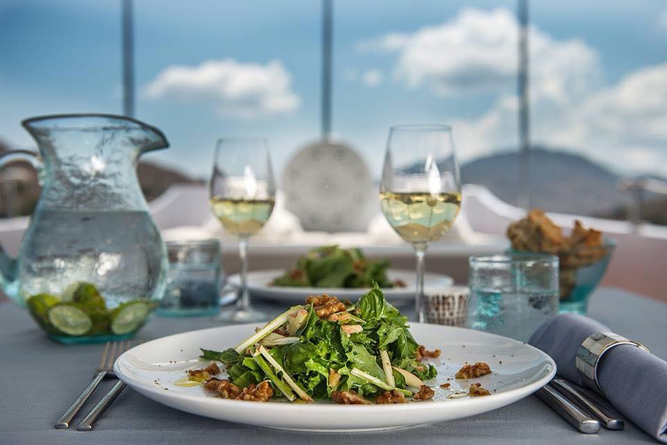 superb_meals_phinisi_liveaboard