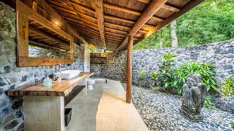 7 Bedroom Villa Spectacular Ocean View Bali - Watch on YouTube “Bathroom