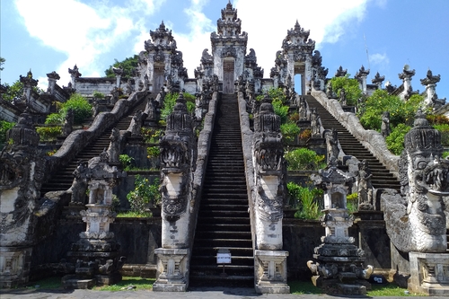 Lempuyang Temple empty