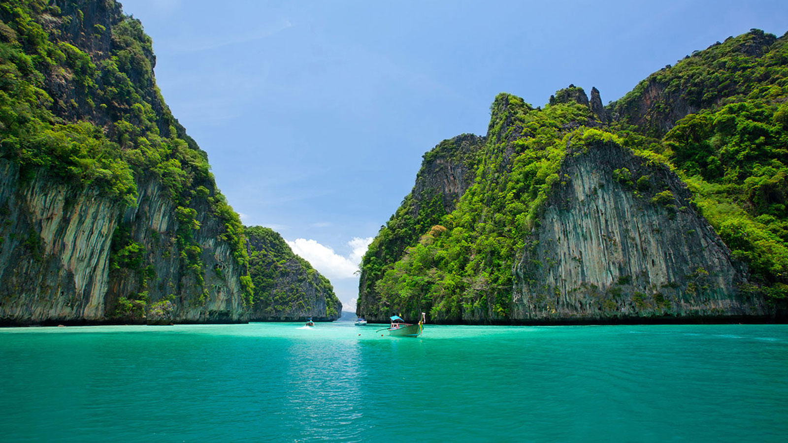 Turquoise lagoon of Raja Ampat