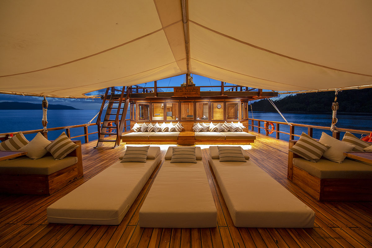 Coralia Liveaboard dive cruises in Indonesia