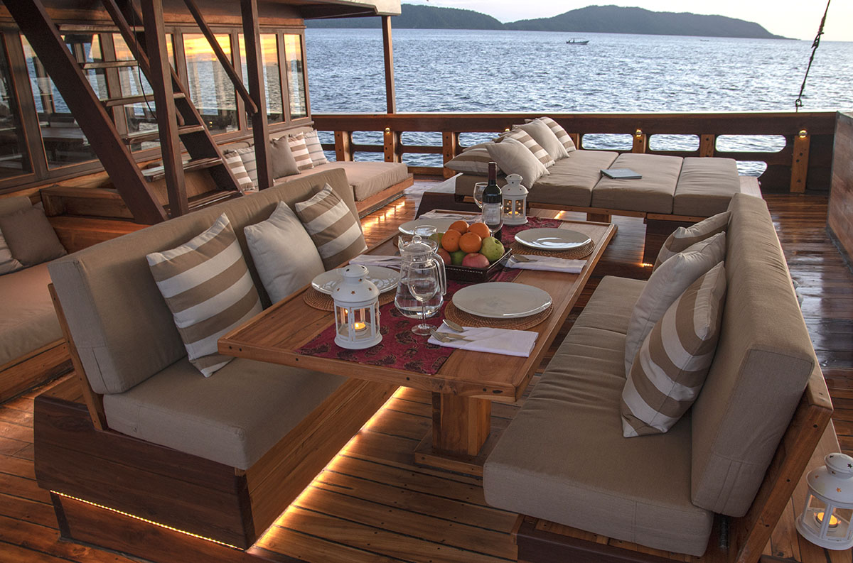 Coralia Liveaboard dive cruises in Indonesia