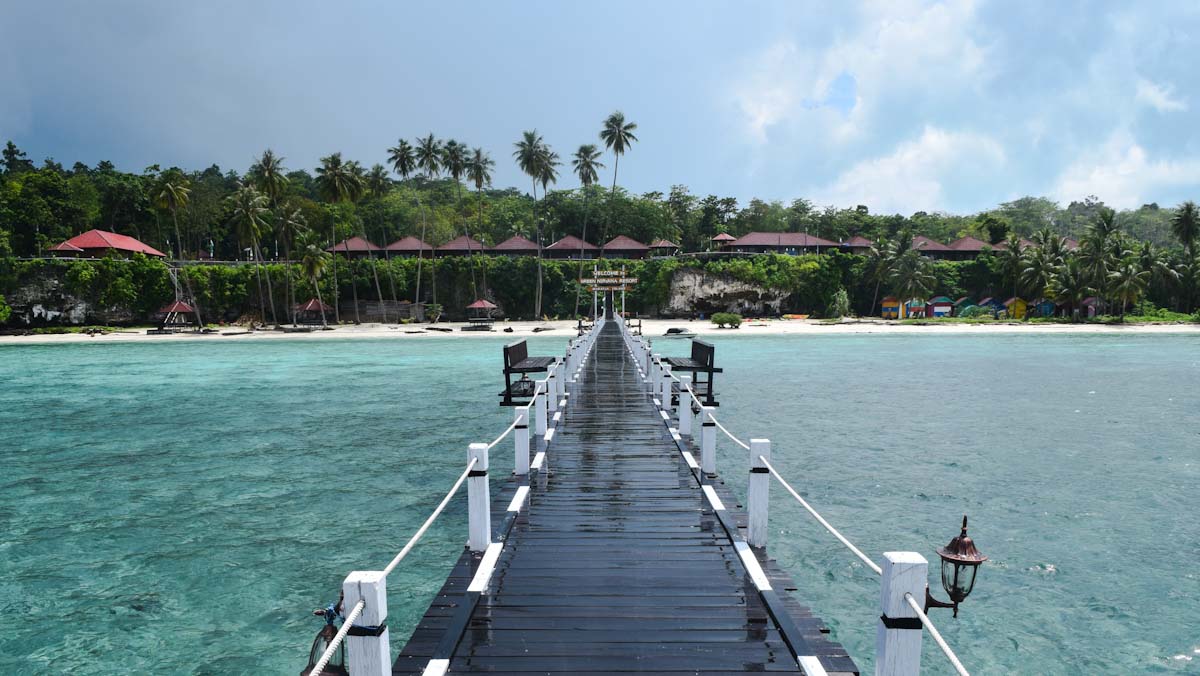 Dive resorts at Derawan Islands