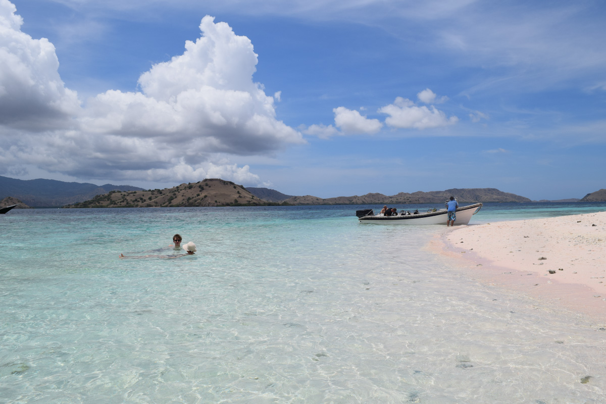Island hopping in Komodo