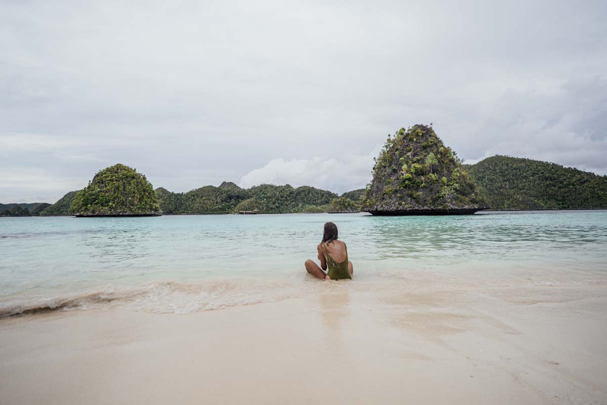 Charter in Raja Ampat with Nataraja yacht
