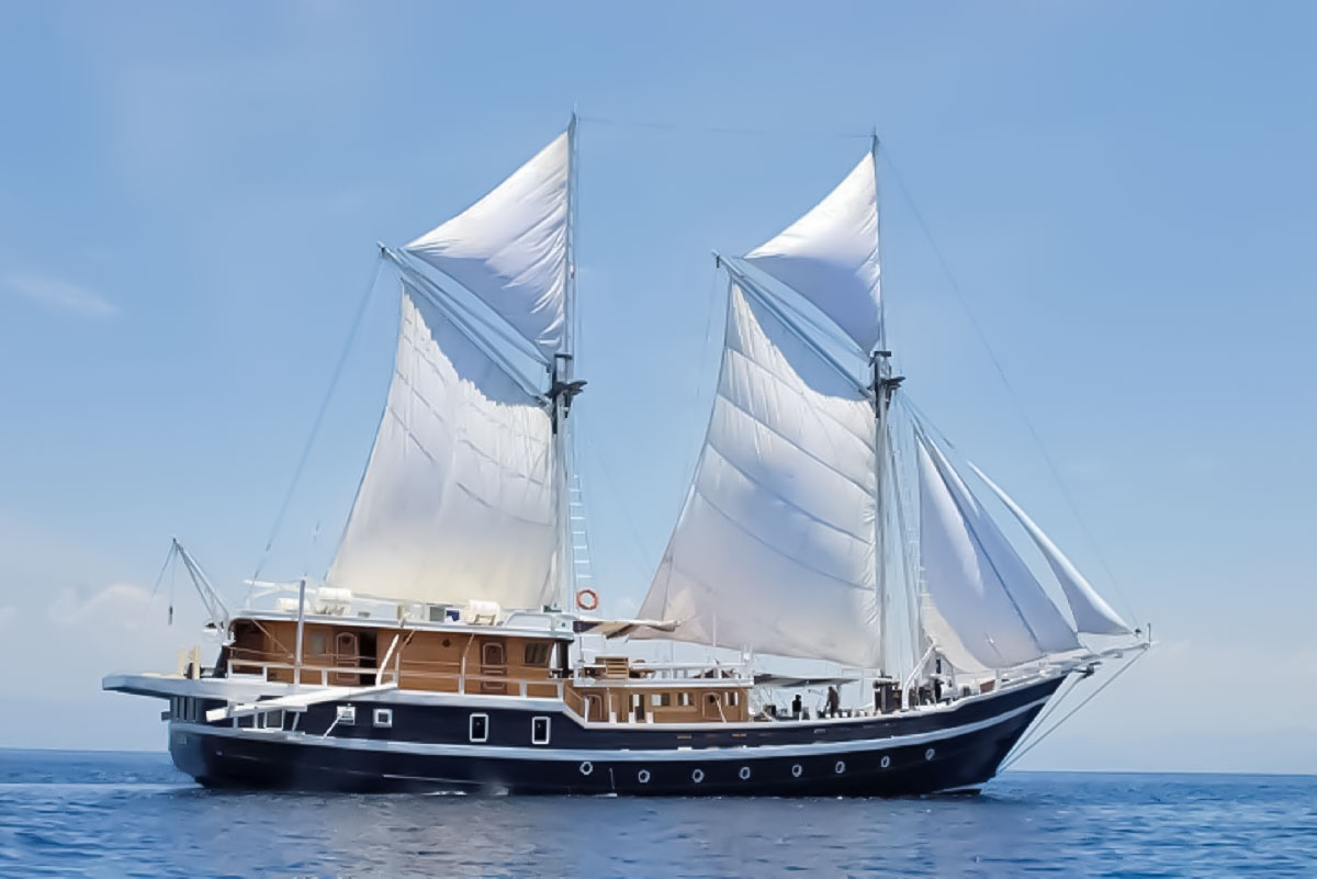 Cruising Indonesia with Seahorse Liveaboard