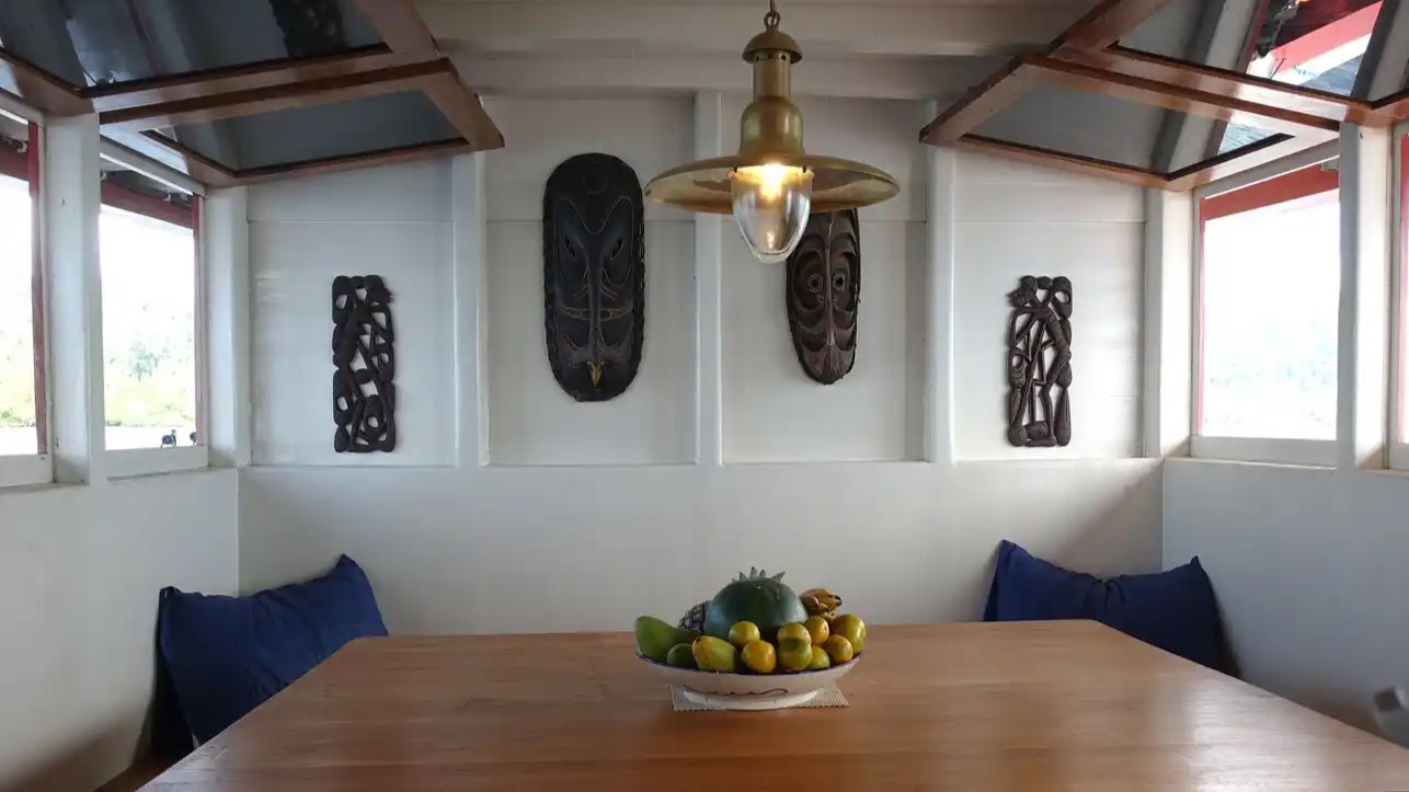 The food on Gaya Baru Indah is a mix of Westen and Indonesian tastes